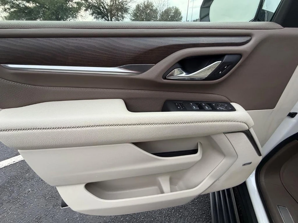 2021 GMC Yukon 5th Gen - Image 8 of 21