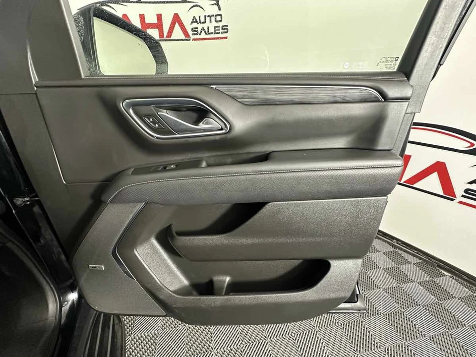 2021 GMC Yukon 5th Gen - Image 17 of 21