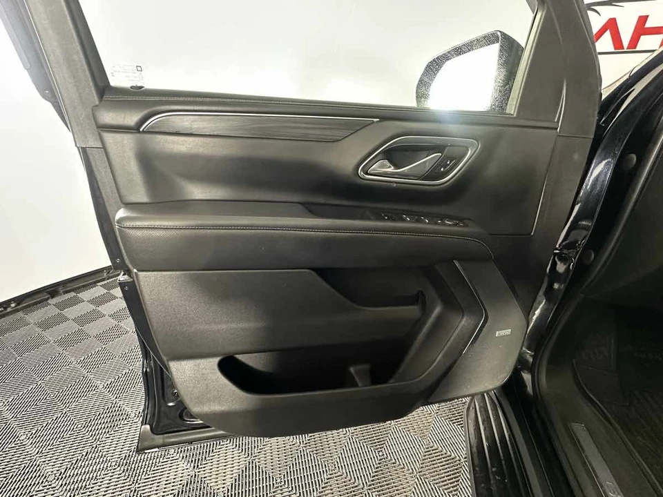 2021 GMC Yukon 5th Gen - Image 16 of 21