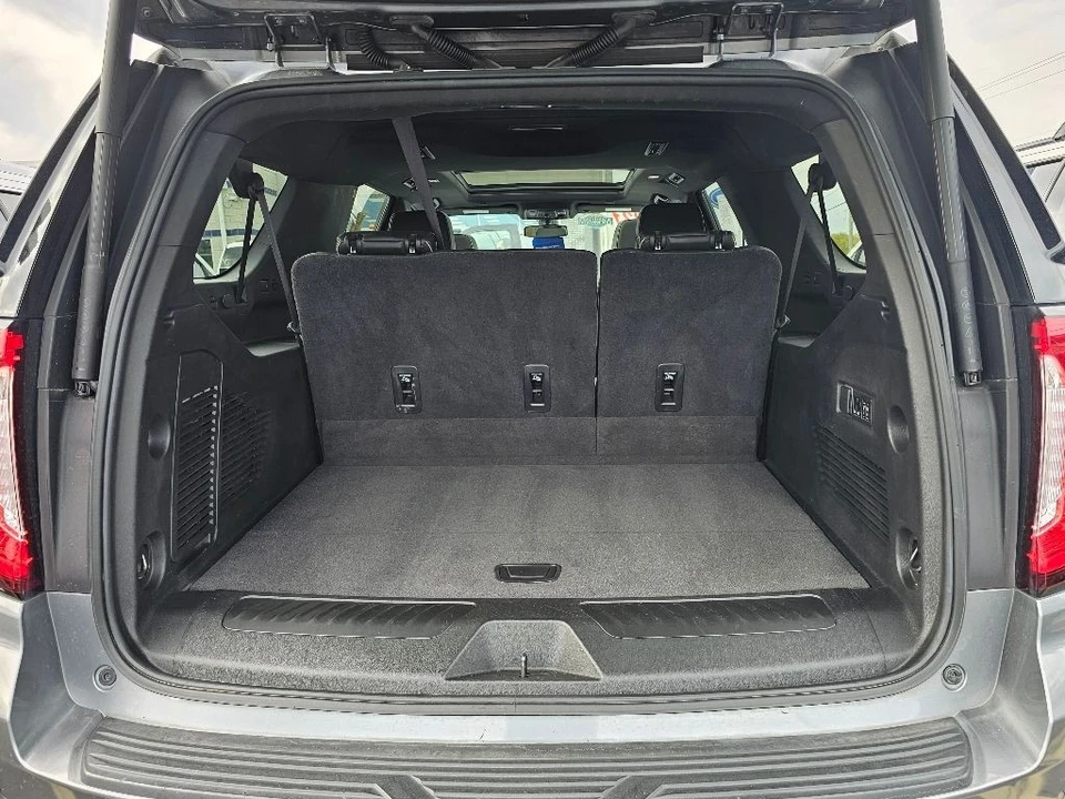 2021 GMC Yukon 5th Gen - Image 19 of 21