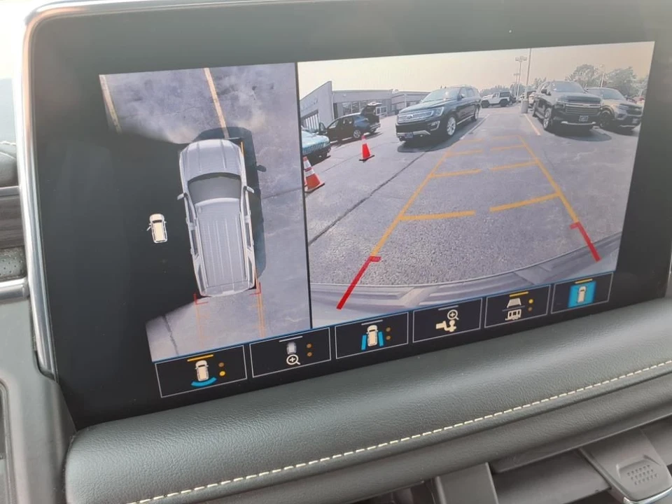 2021 GMC Yukon 5th Gen - Image 18 of 21
