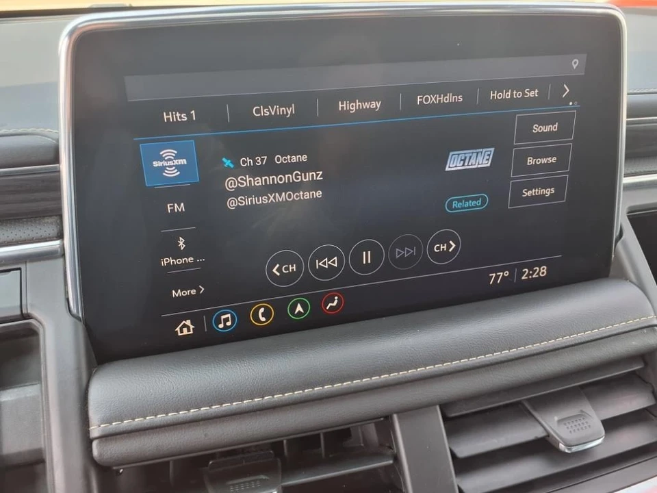 2021 GMC Yukon 5th Gen - Image 17 of 21