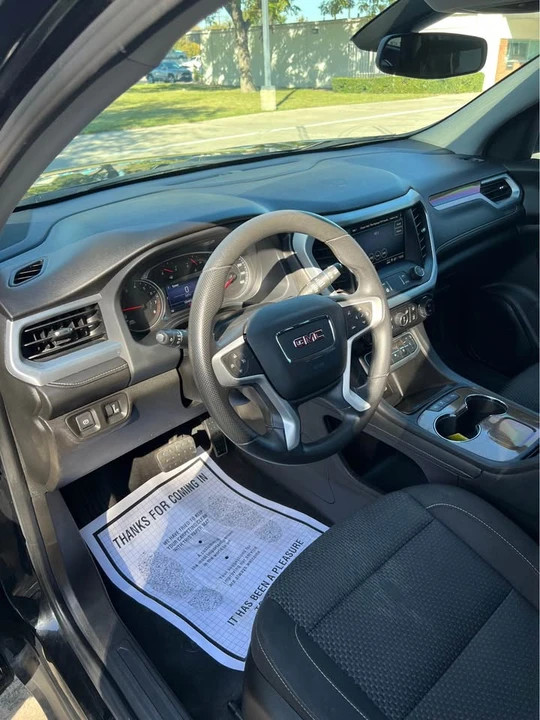2021 GMC Acadia - Image 9 of 16