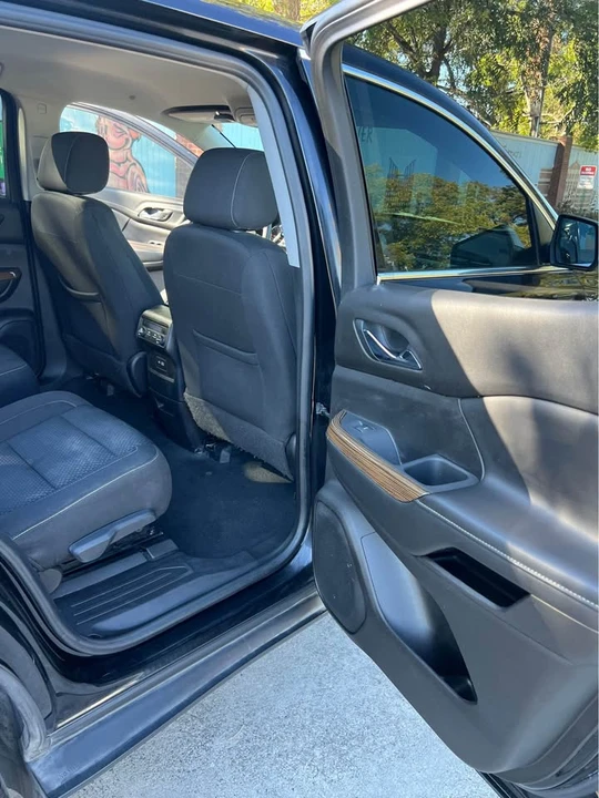 2021 GMC Acadia - Image 13 of 16