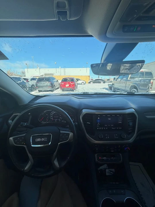 2021 GMC Acadia - Image 9 of 13