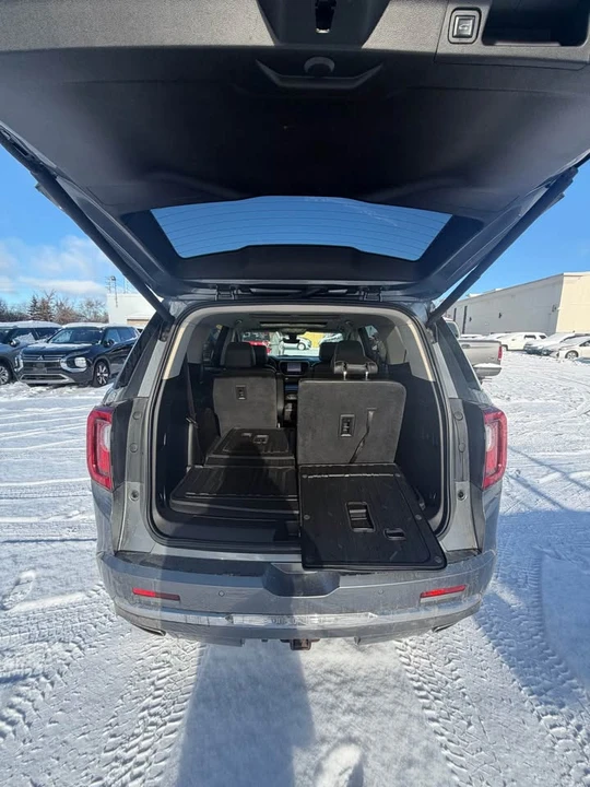 2021 GMC Acadia - Image 12 of 13