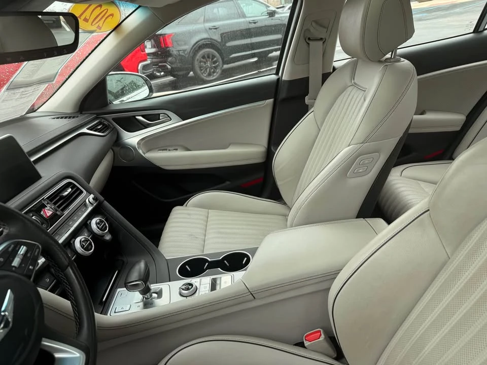 2021 Genesis G70 - Image 2 of 5