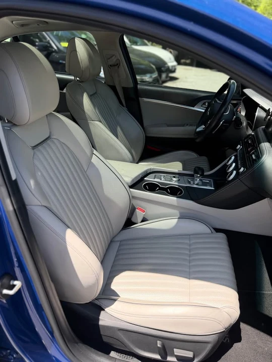 2021 Genesis G70 - Image 17 of 19