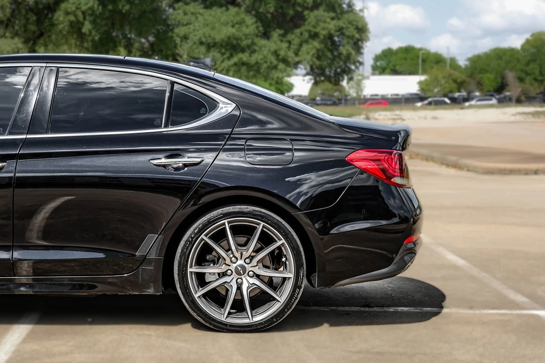 2021 Genesis G70 - Image 17 of 31