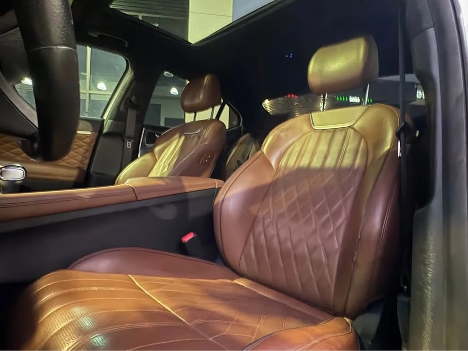 2021 Genesis G70 - Image 8 of 10