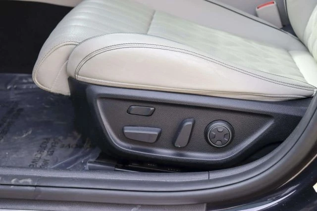 2021 Genesis G70 - Image 18 of 21