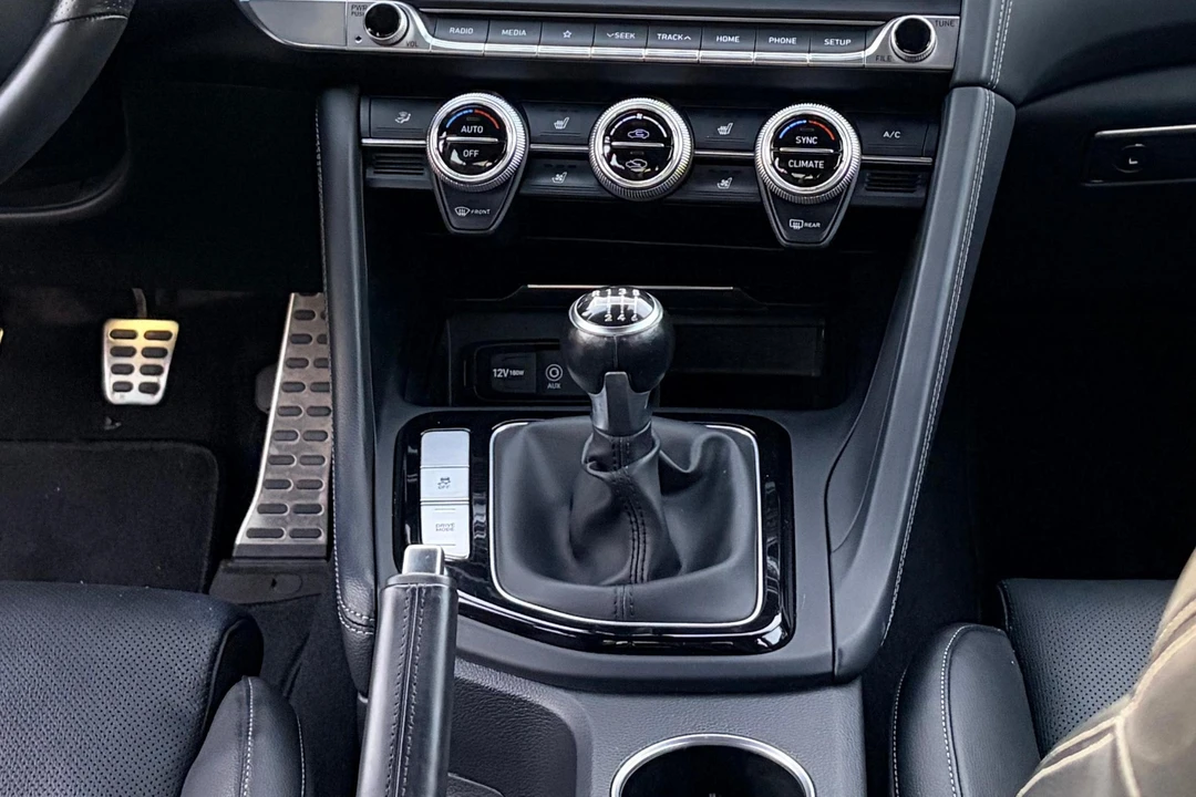 2021 Genesis G70 - Image 20 of 31