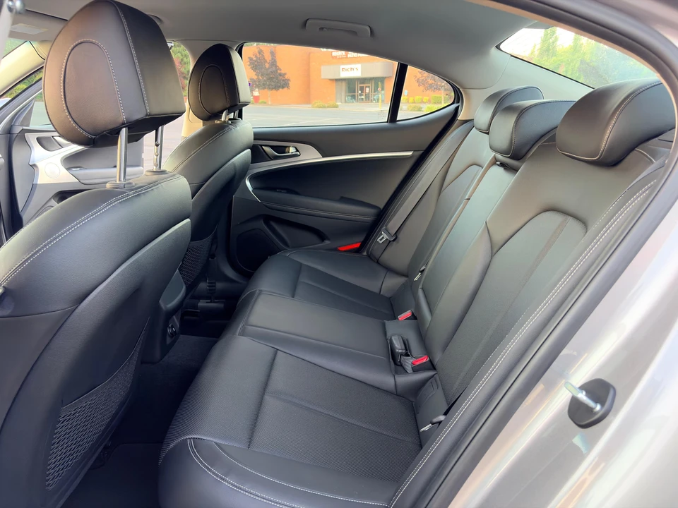 2021 Genesis G70 - Image 27 of 31
