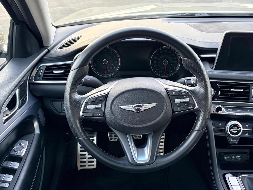 2021 Genesis G70 - Image 31 of 31