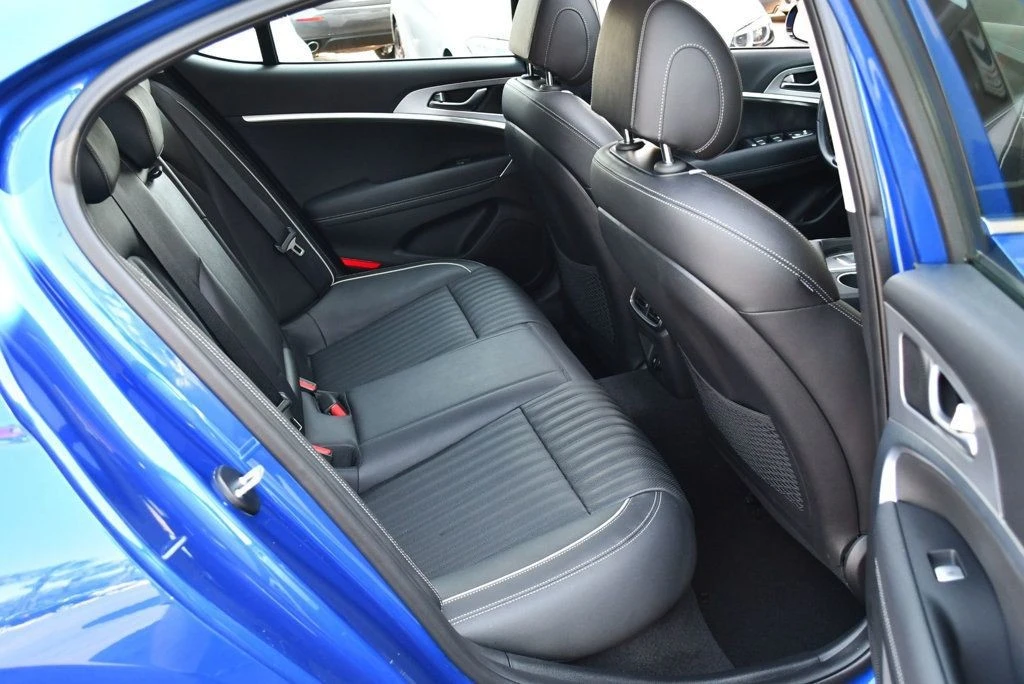 2021 Genesis G70 - Image 17 of 21