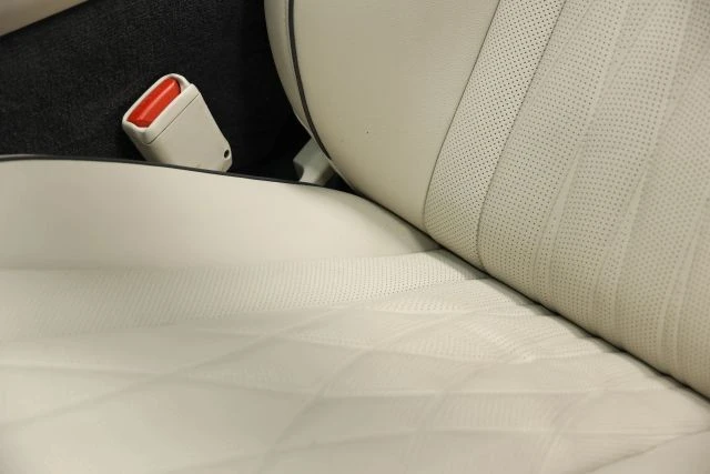 2021 Genesis G80 - Image 17 of 21