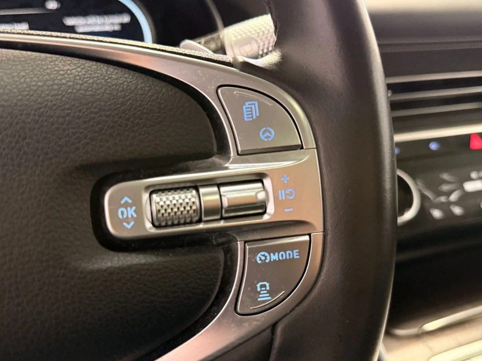 2021 Genesis GV80 - Image 17 of 21