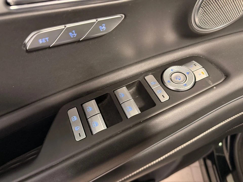 2021 Genesis GV80 - Image 13 of 21