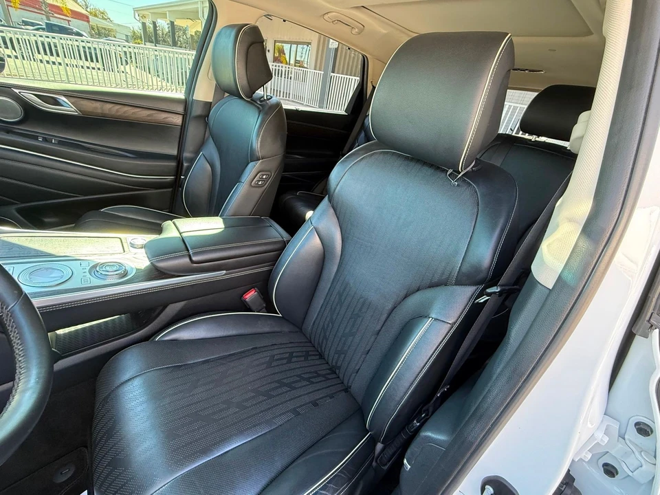 2021 Genesis GV80 - Image 3 of 12