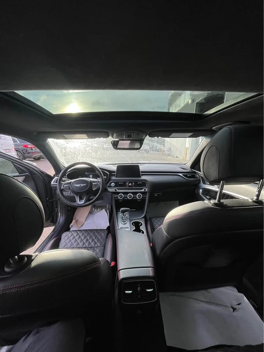 2021 Genesis G70 - Image 14 of 14