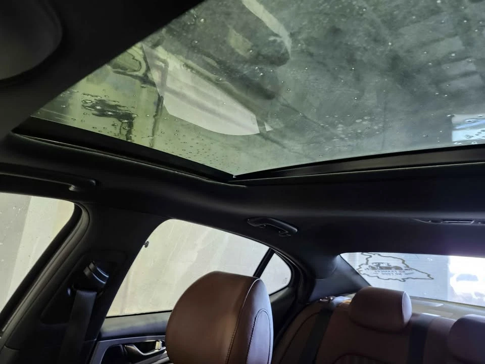 2021 Genesis G70 - Image 9 of 15