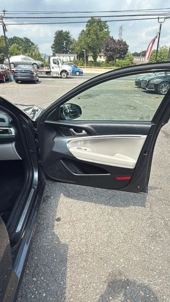 2021 Genesis G70 - Image 11 of 20