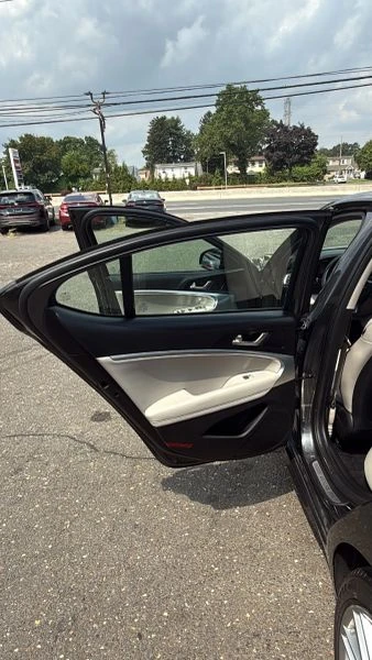 2021 Genesis G70 - Image 13 of 20