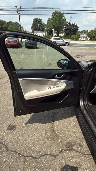 2021 Genesis G70 - Image 8 of 19