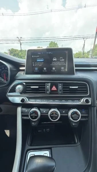 2021 Genesis G70 - Image 18 of 19