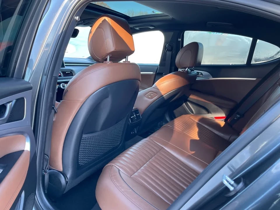 2021 Genesis G70 - Image 10 of 11