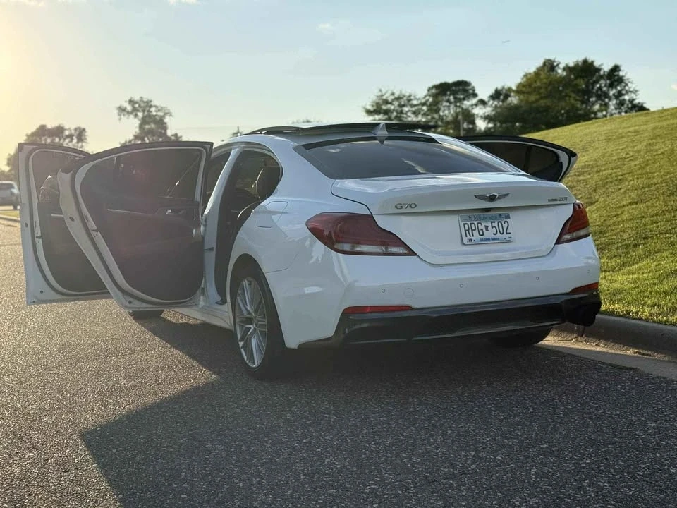 2021 Genesis G70 - Image 17 of 19