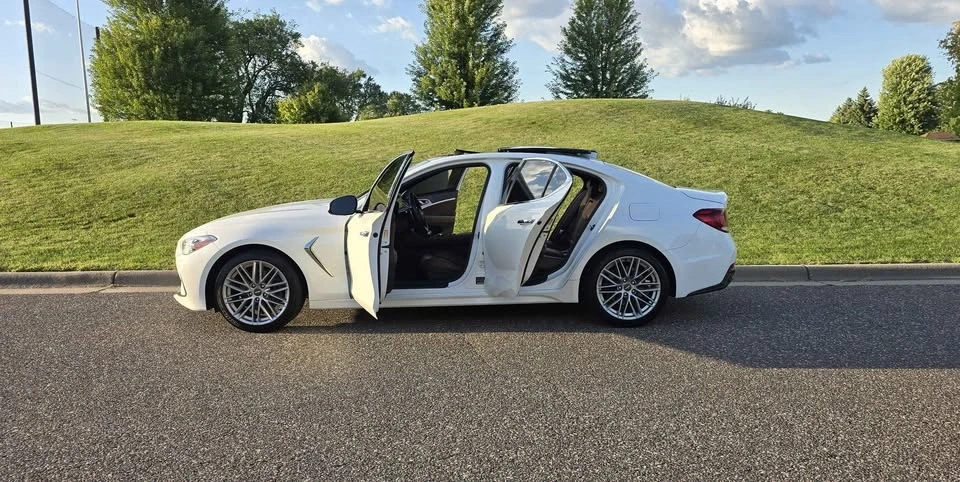 2021 Genesis G70 - Image 2 of 19