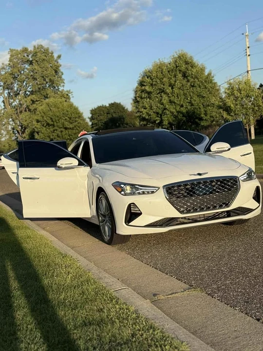 2021 Genesis G70 - Image 15 of 19