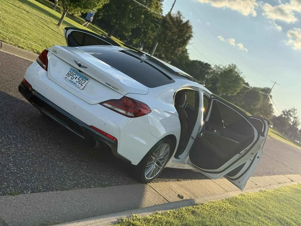 2021 Genesis G70 - Image 16 of 19