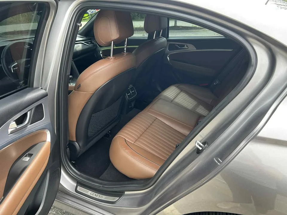 2021 Genesis G70 - Image 10 of 20