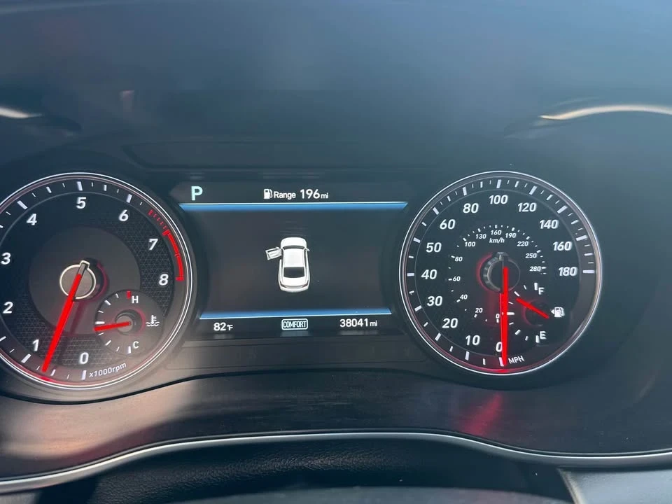 2021 Genesis G70 - Image 13 of 16