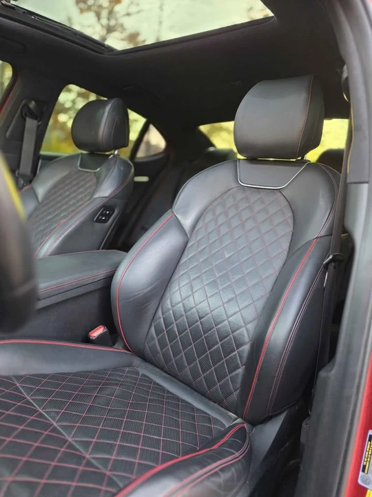 2021 Genesis G70 - Image 16 of 19