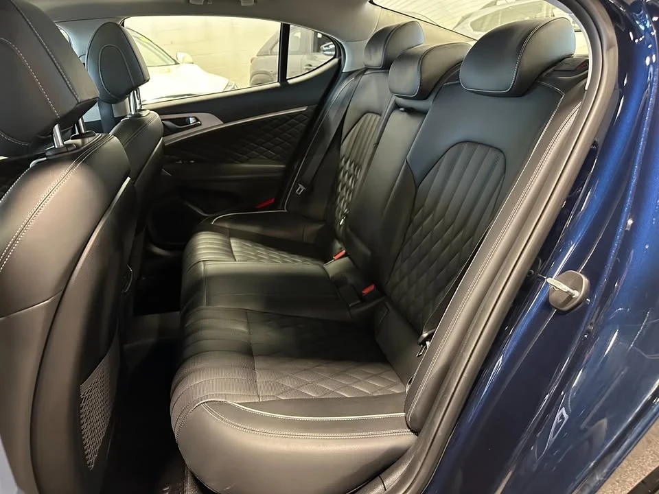 2021 Genesis G70 - Image 17 of 19