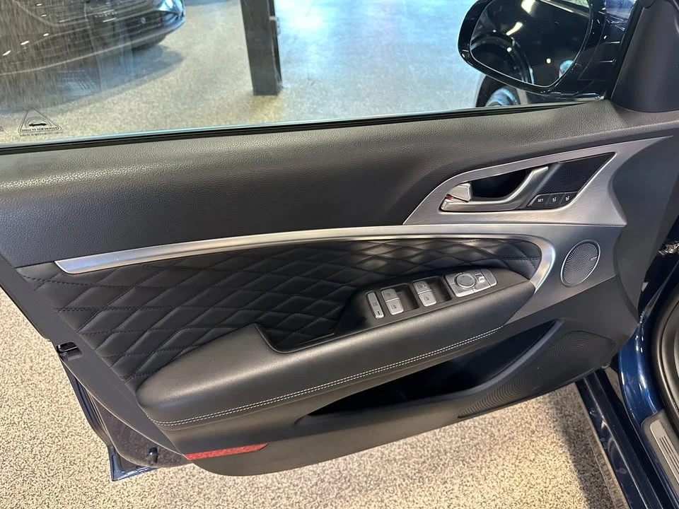 2021 Genesis G70 - Image 10 of 19