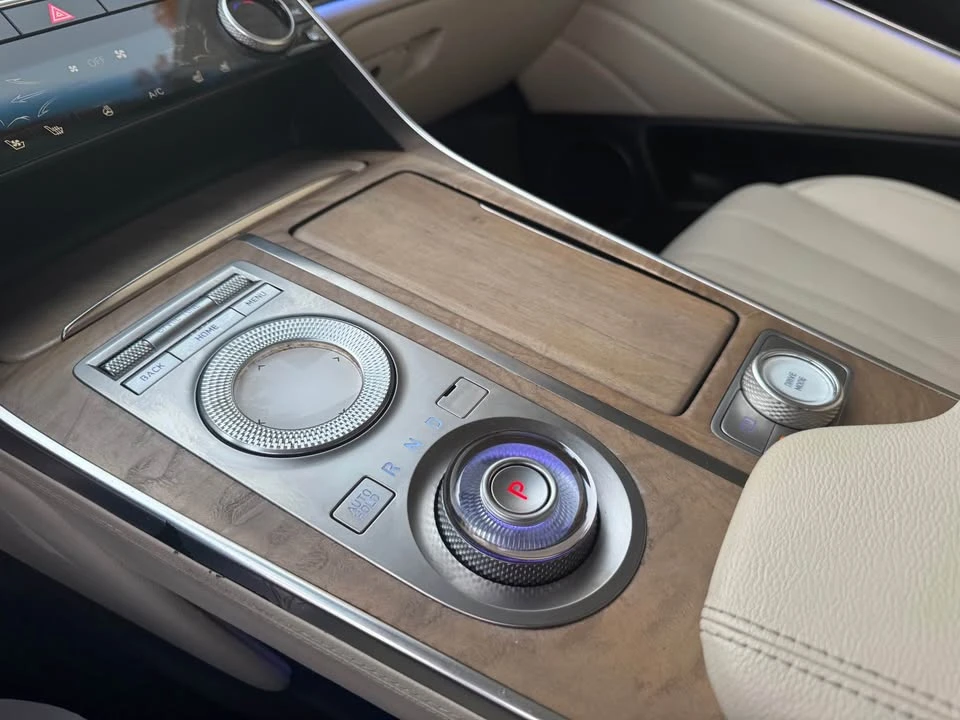 2021 Genesis GV80 - Image 16 of 20