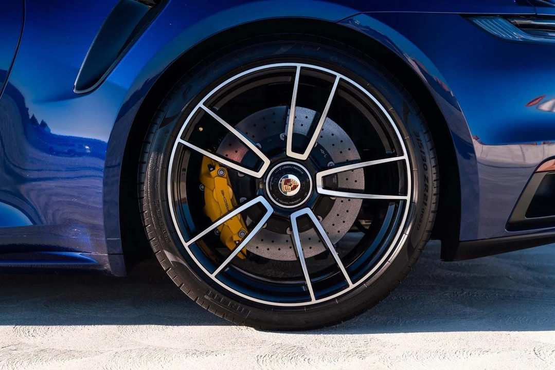 2021 Porsche 992 Turbo S - Image 9 of 31