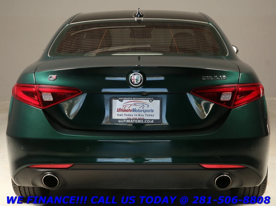 2021 Alfa Romeo Giulia - Image 5 of 21