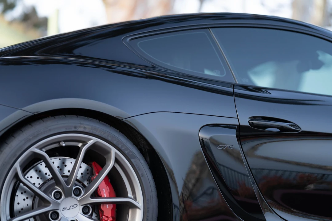 2021 Porsche 718 Cayman GT4 - Image 3 of 7