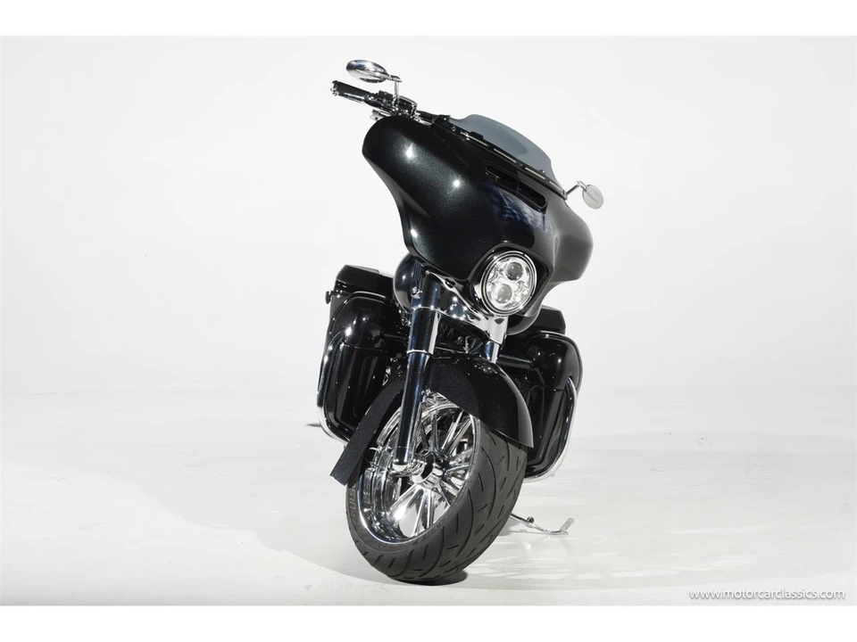 2021 Harley-Davidson Touring Milwaukee-Eight - Image 3 of 31