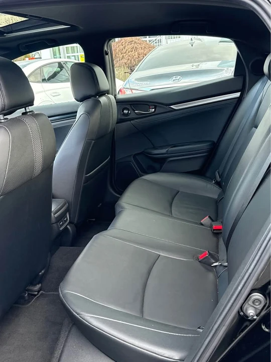 2021 Honda Civic 10th Gen - Image 8 of 12