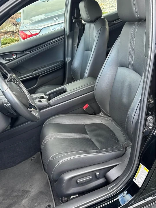 2021 Honda Civic 10th Gen - Image 9 of 12