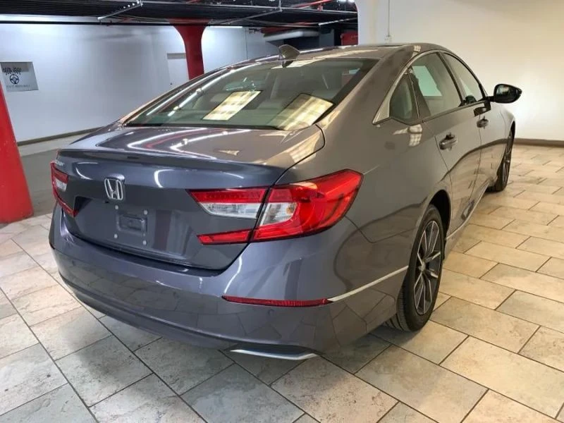 2021 Honda Accord 10th Gen - Image 8 of 12