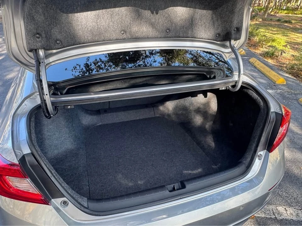 2021 Honda Accord 10th Gen - Image 11 of 15