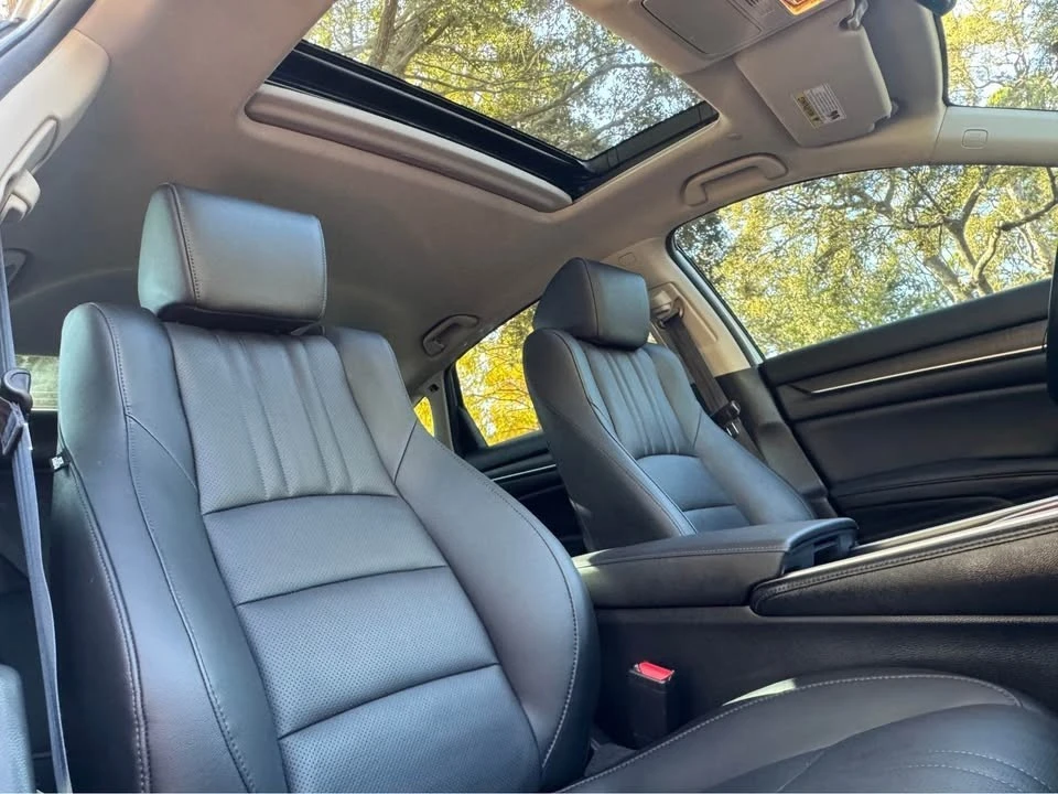 2021 Honda Accord 10th Gen - Image 14 of 15