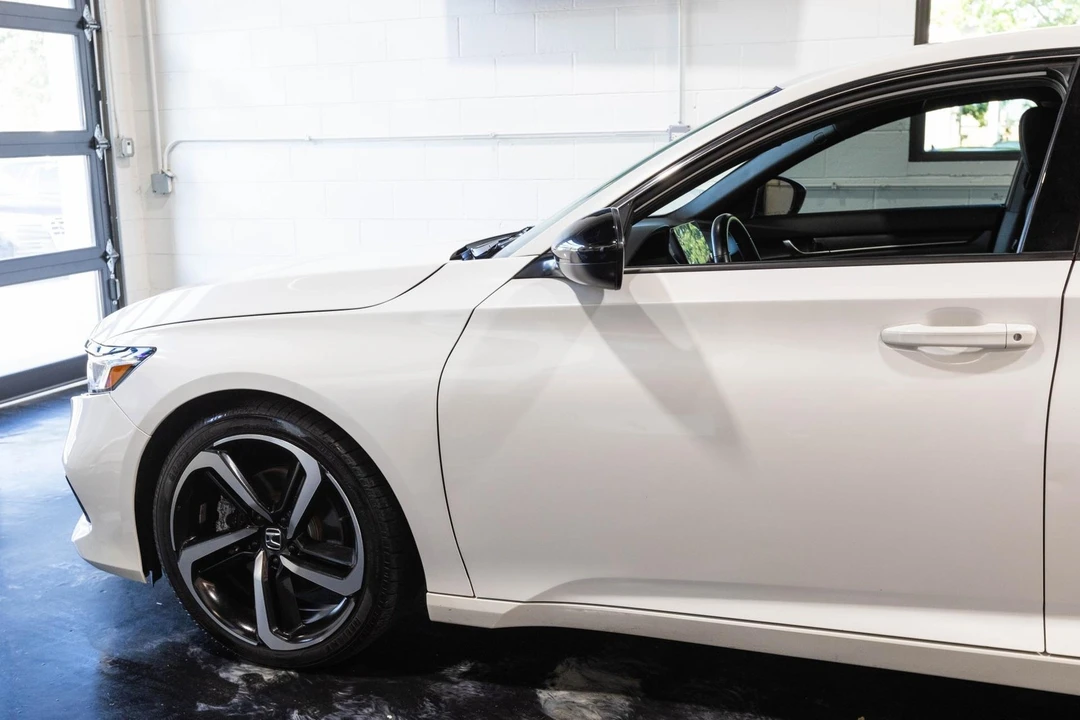 2021 Honda Accord 10th Gen - Image 3 of 12